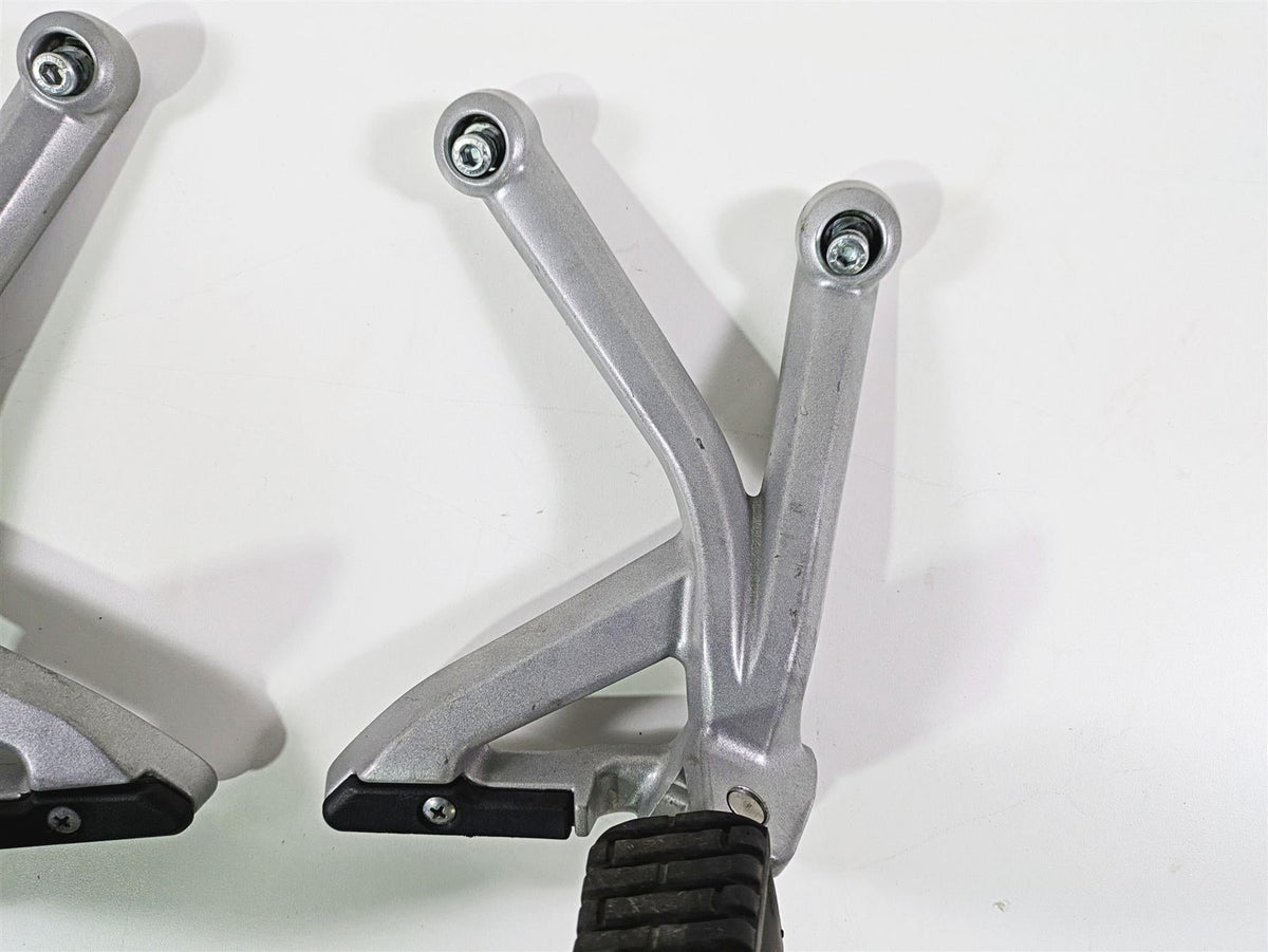 2015 Triumph Tiger Explorer XC Rear Passenger Footpeg Rest Set T2082161 T2082162 {{ shop.shopifyCountryName }} - Mototech271