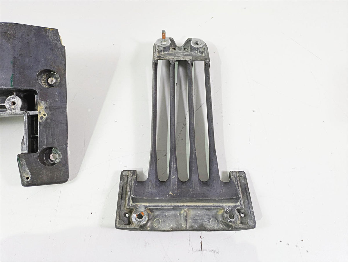 2006 Yamaha GP1300R Waverunner Lower Skid Riding Plate Set F1G-U273B-00-00 {{ shop.shopifyCountryName }} - Mototech271