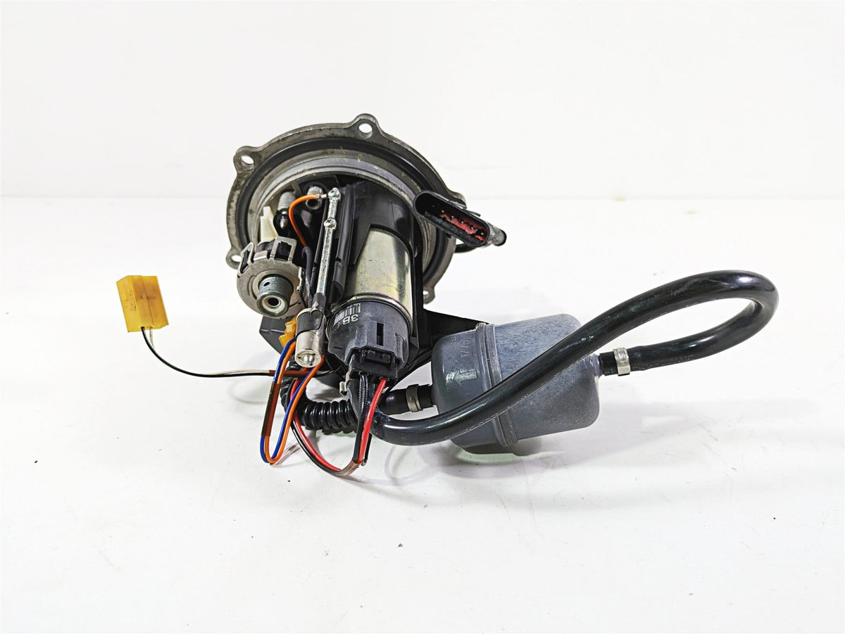 2009 Ducati Multistrada 1100 S Fuel Gas Petrol Pump -Tested 16023691A {{ shop.shopifyCountryName }} - Mototech271
