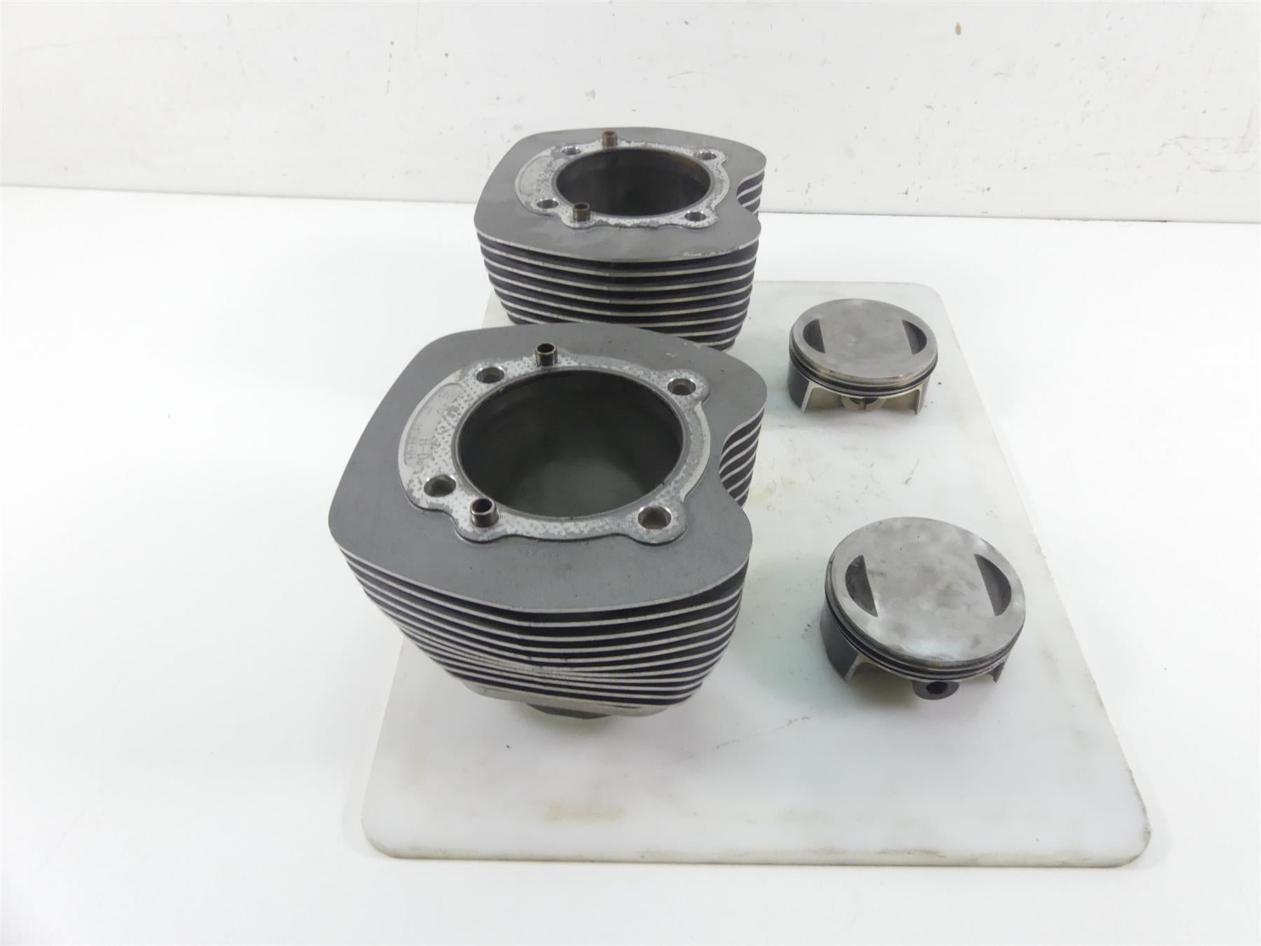 2009 Harley Dyna FXDF SE CVO Fat Bob 110 Cylinder Jug Piston Set 17454-08A {{ shop.shopifyCountryName }} - Mototech271