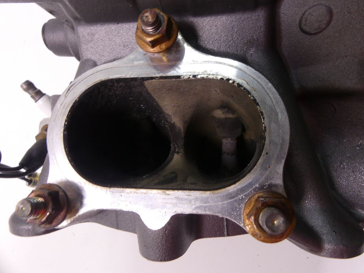 2015 Ducati Diavel Carbon Complete Rear Vertical Cylinder Head 30123564AB {{ shop.shopifyCountryName }} - Mototech271