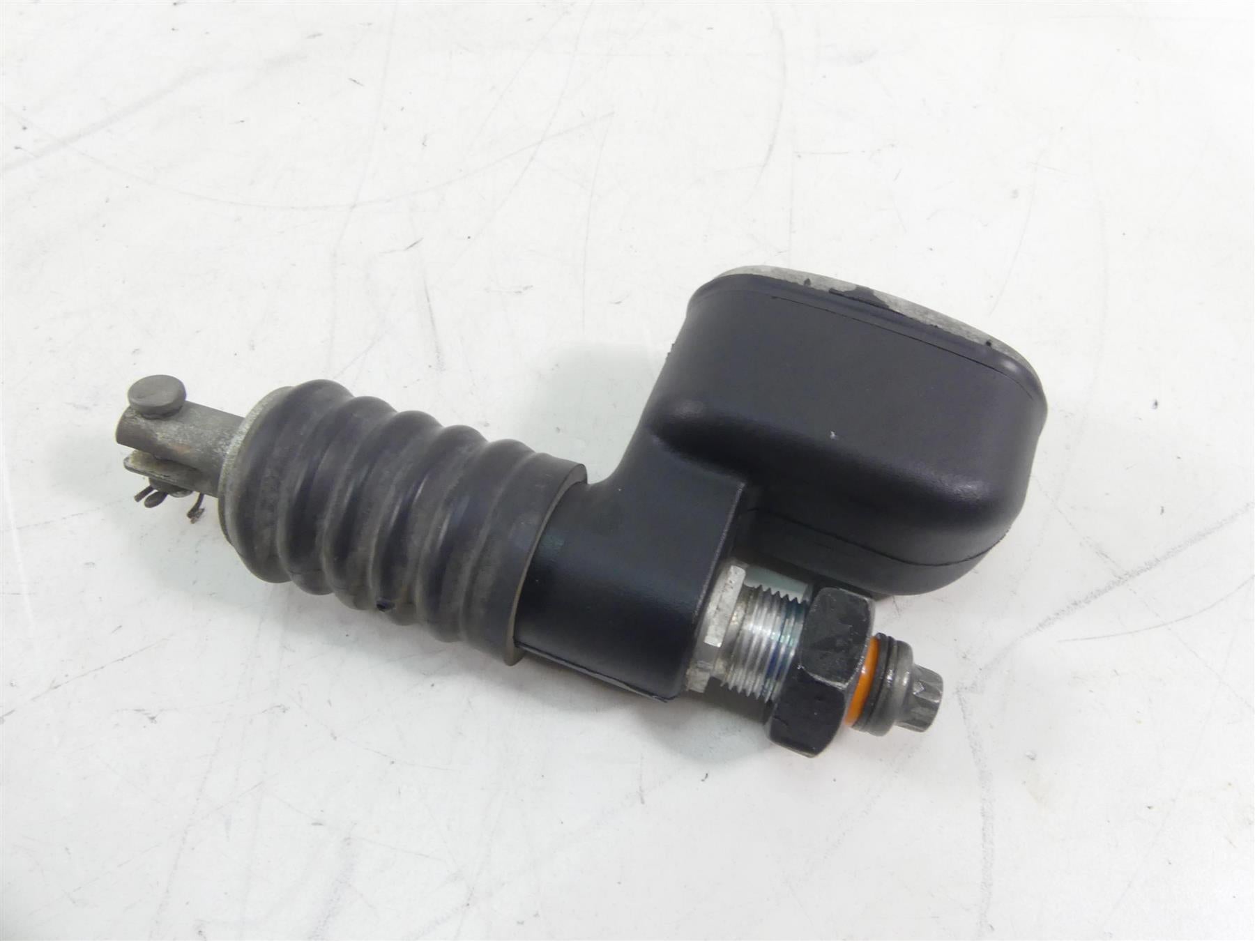 2005 Harley Softail FLSTSC Heritage Springer Rear Brake Master Cylinder 41755-99 {{ shop.shopifyCountryName }} - Mototech271