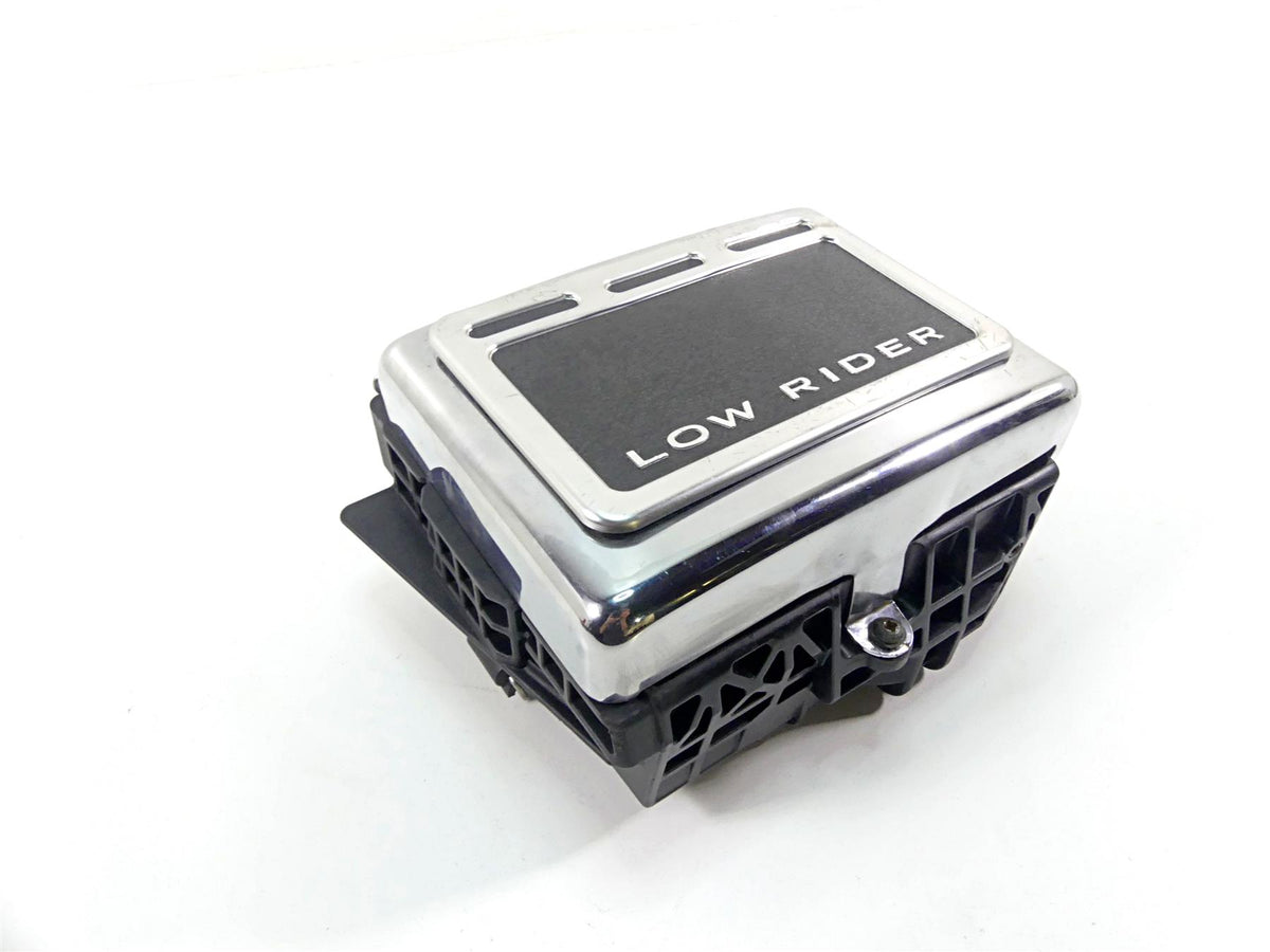 2014 Harley FXDL Dyna Low Rider Battery Tray & Side Cover 61300151 70379-06B {{ shop.shopifyCountryName }} - Mototech271
