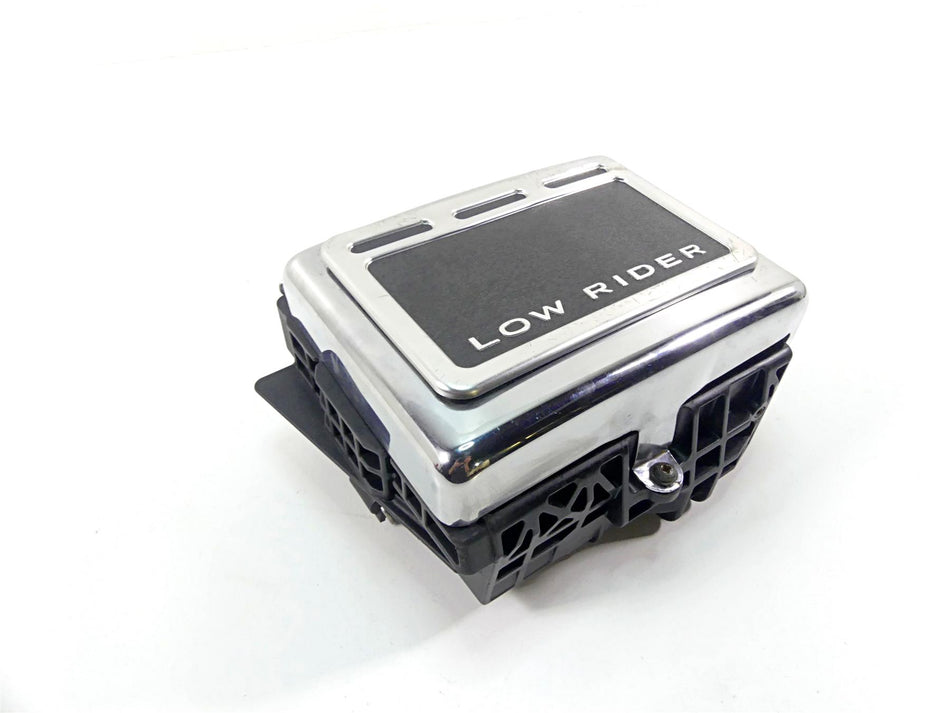 2014 Harley FXDL Dyna Low Rider Battery Tray & Side Cover 61300151 70379-06B {{ shop.shopifyCountryName }} - Mototech271