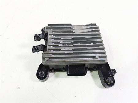 2018 Indian Chieftain Limited Front Amplifier Amp Radio Stereo 4015979 {{ shop.shopifyCountryName }} - Mototech271