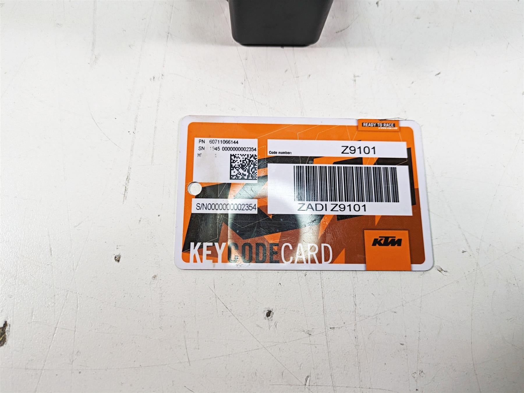 2020 KTM 1290 Super Adventure R Ignition Switch Key Card Lock Set 60711066144 {{ shop.shopifyCountryName }} - Mototech271