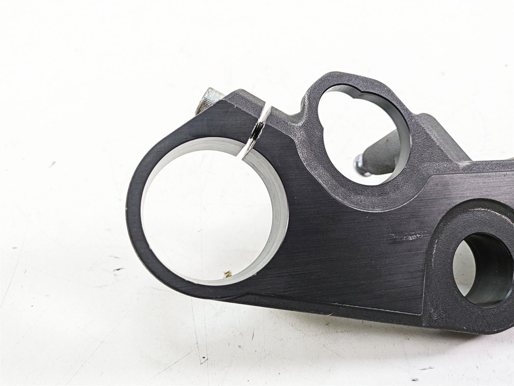 2009 Suzuki GSXR750 K9 Upper Triple Tree Steering Clamp 50mm 51311-01H00 {{ shop.shopifyCountryName }} - Mototech271