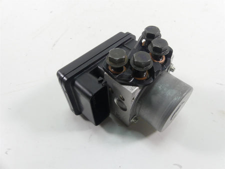 2022 Indian FTR1200 S Abs Brake Pump Pressure Module Unit 2209771 {{ shop.shopifyCountryName }} - Mototech271