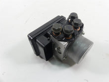 Load image into Gallery viewer, 2022 Indian FTR1200 S Abs Brake Pump Pressure Module Unit 2209771 | Mototech271
