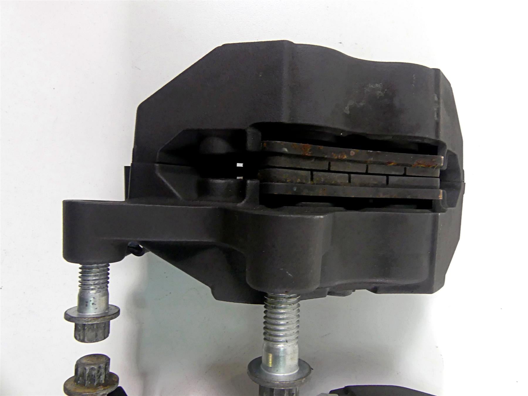2009 Harley XR1200 Sportster Nissin Front Brake Caliper Set 42943-08 42944-08 {{ shop.shopifyCountryName }} - Mototech271
