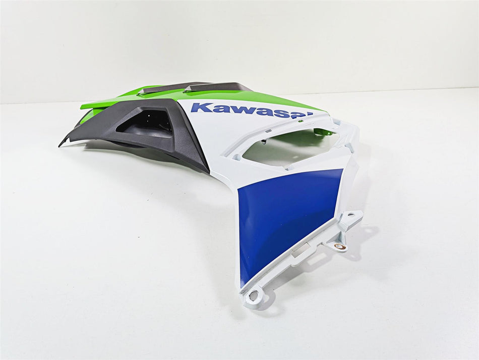 2024 Kawasaki EX500 Ninja 40th An. Left Side Main Cover Fairing 55061-5200 {{ shop.shopifyCountryName }} - Mototech271