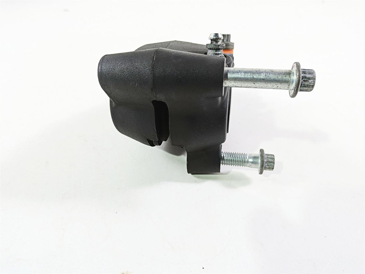 2017 Harley Dyna FXDB Street Bob Front Brake Caliper 41300001 {{ shop.shopifyCountryName }} - Mototech271