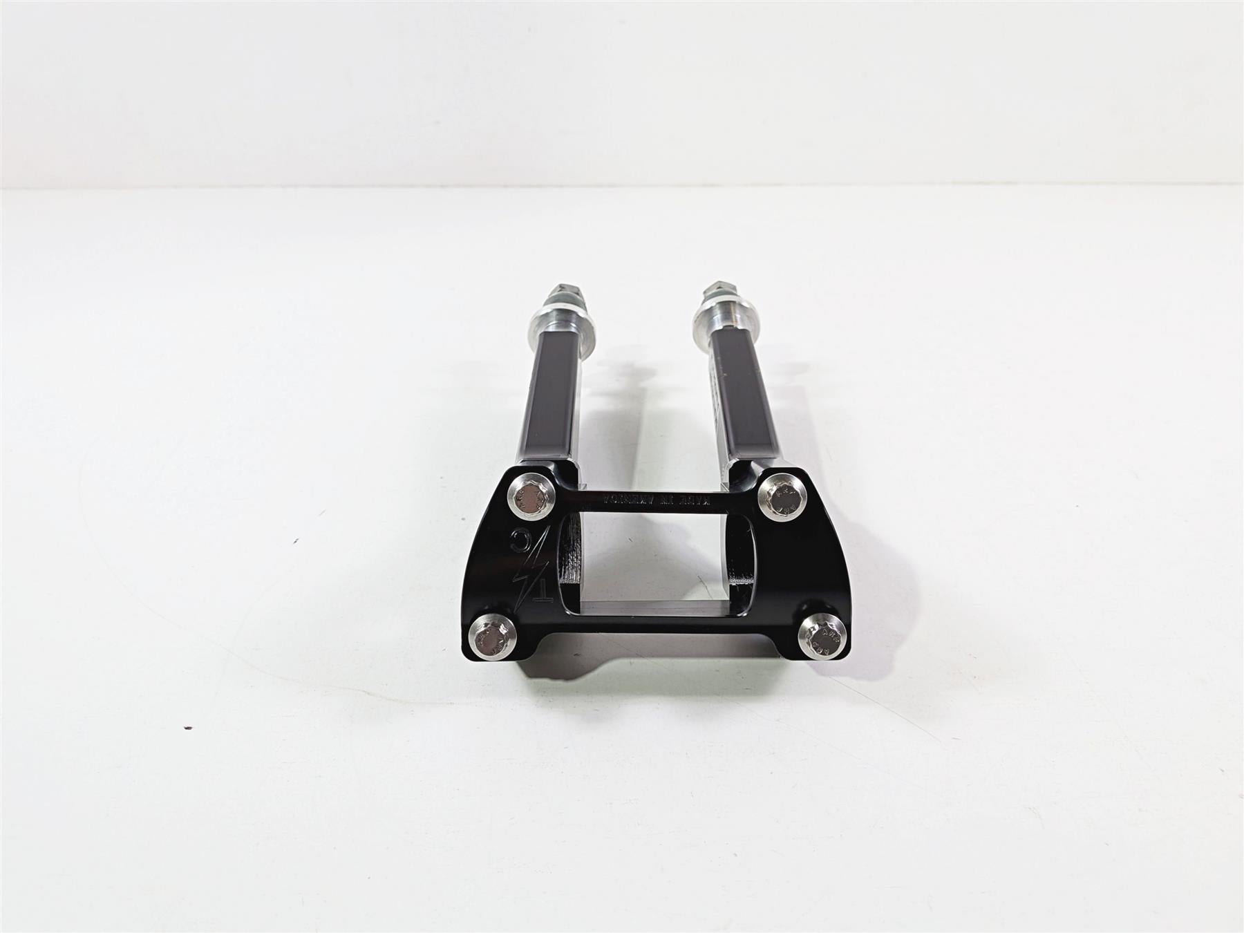 2024 Harley Softail FXLRST Low Rider Thrashin 6.5" Pullback Riser Set TSC-6500-1 {{ shop.shopifyCountryName }} - Mototech271