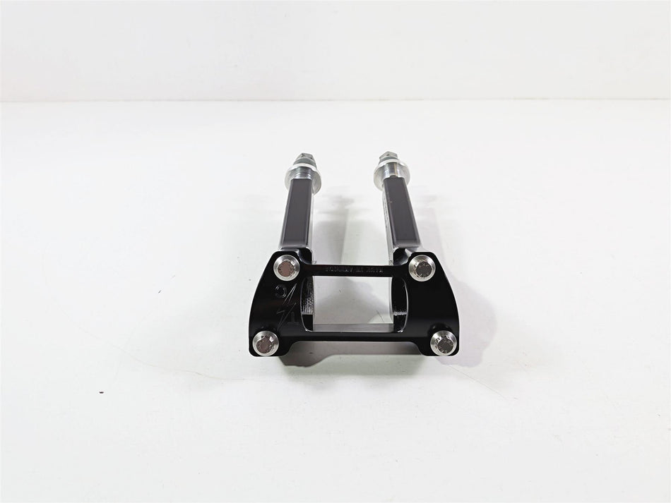 2024 Harley Softail FXLRST Low Rider Thrashin 6.5" Pullback Riser Set TSC-6500-1 {{ shop.shopifyCountryName }} - Mototech271