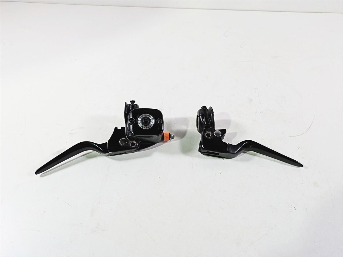 2014 Harley FXDL Dyna Low Rider Front Brake Master Cylinder 11/16" Set 45170-08F {{ shop.shopifyCountryName }} - Mototech271