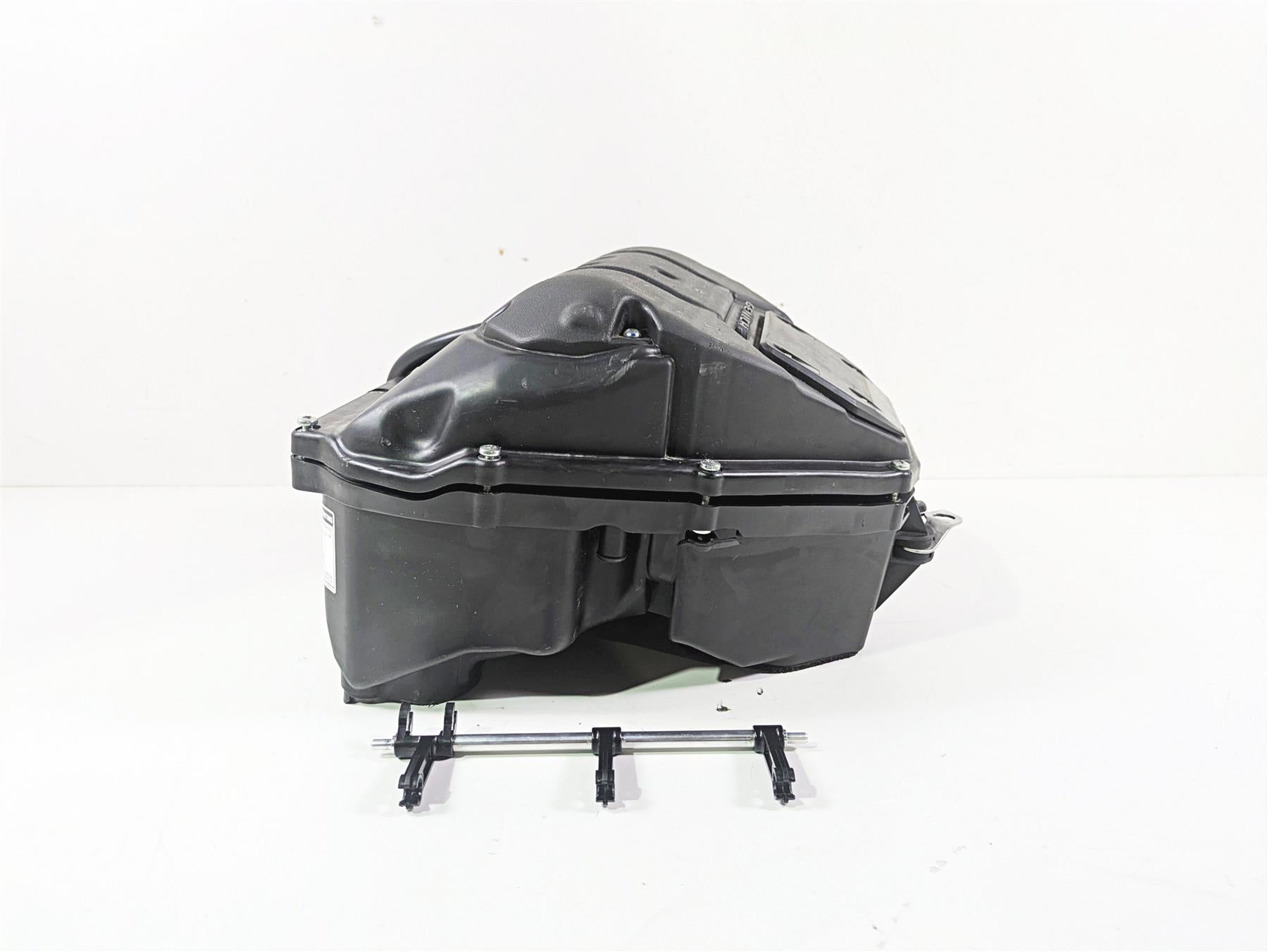 2014 Yamaha YZFR1 R1 RN22 Air Box Cleaner & Injectors & Actuator 14B-14411-01-00 {{ shop.shopifyCountryName }} - Mototech271
