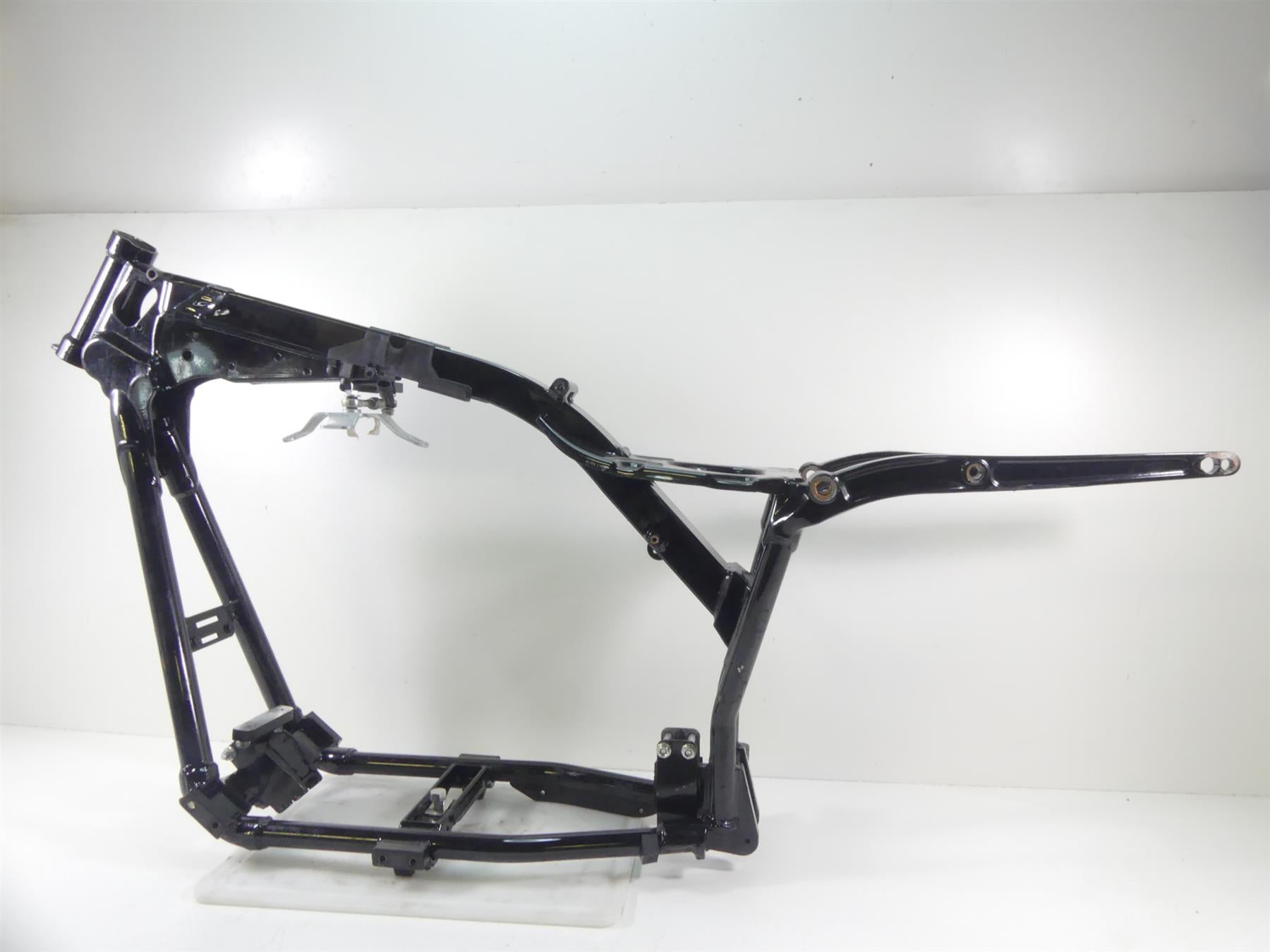 2016 Harley FXDLS Dyna Low Rider Bent Chassis Frame 29Dgr Slvg 47745-06B {{ shop.shopifyCountryName }} - Mototech271
