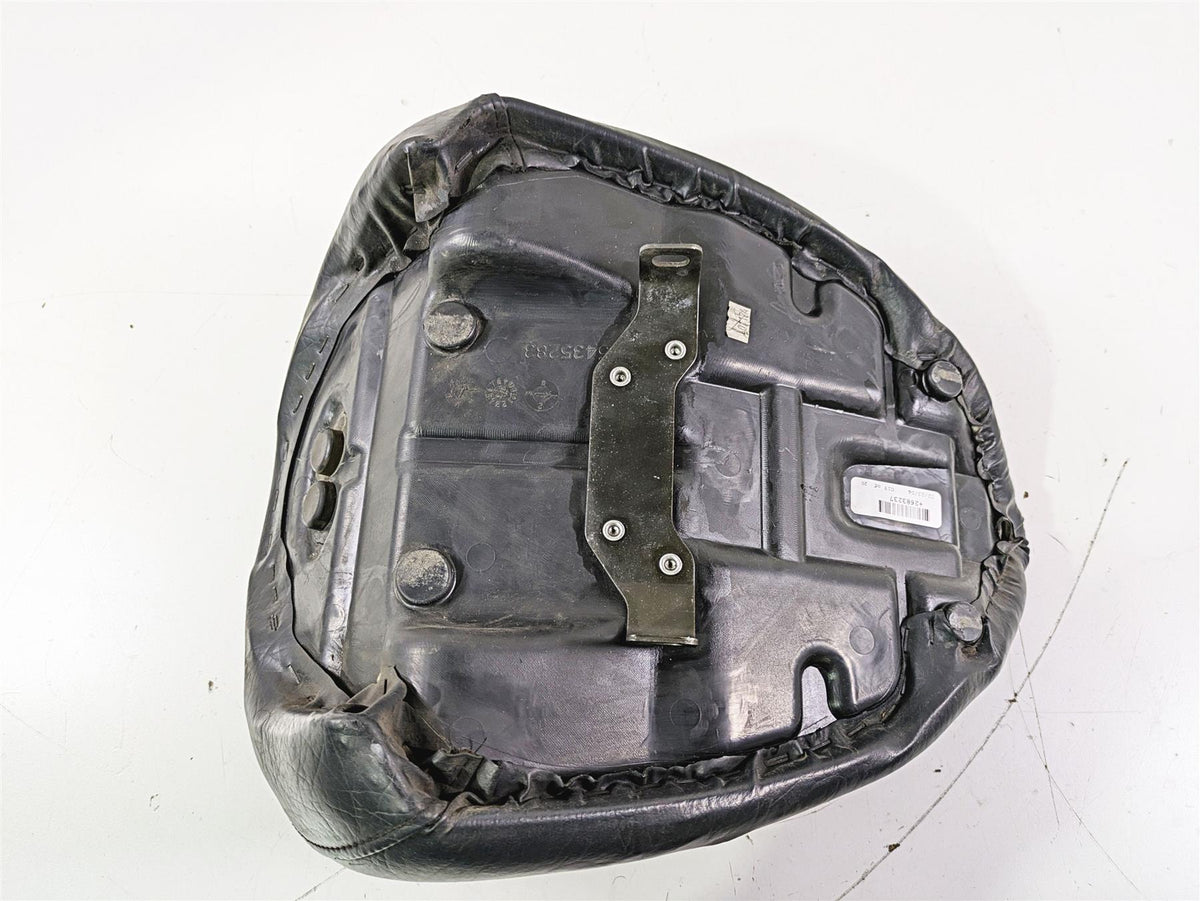 2004 Victory Kingpin Front Driver Rider Seat 2874599 2683237 {{ shop.shopifyCountryName }} - Mototech271