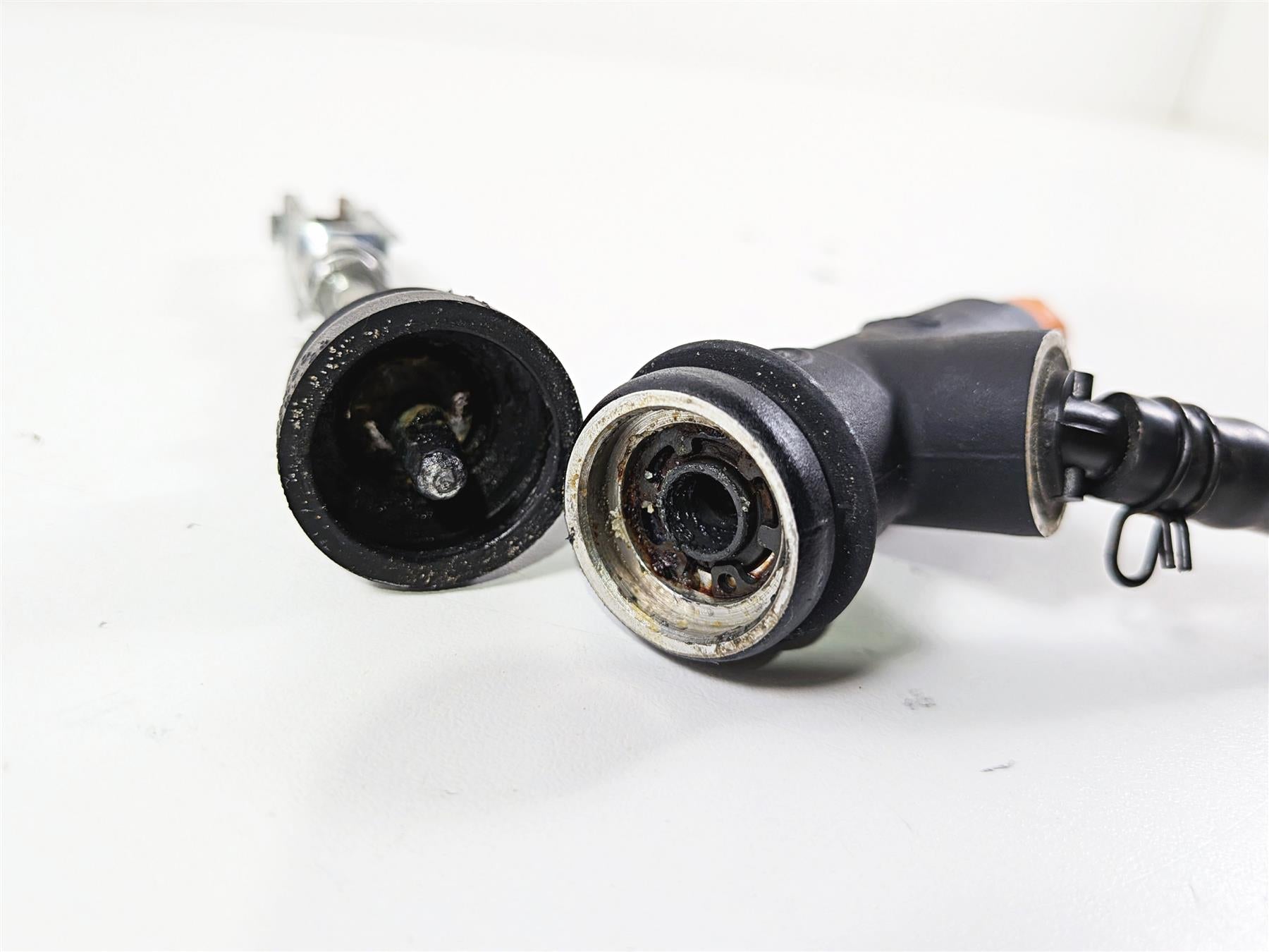 2008 Aprilia RSVR 1000 Factory Rear Brembo Brake Master Cylinder AP8133875 {{ shop.shopifyCountryName }} - Mototech271