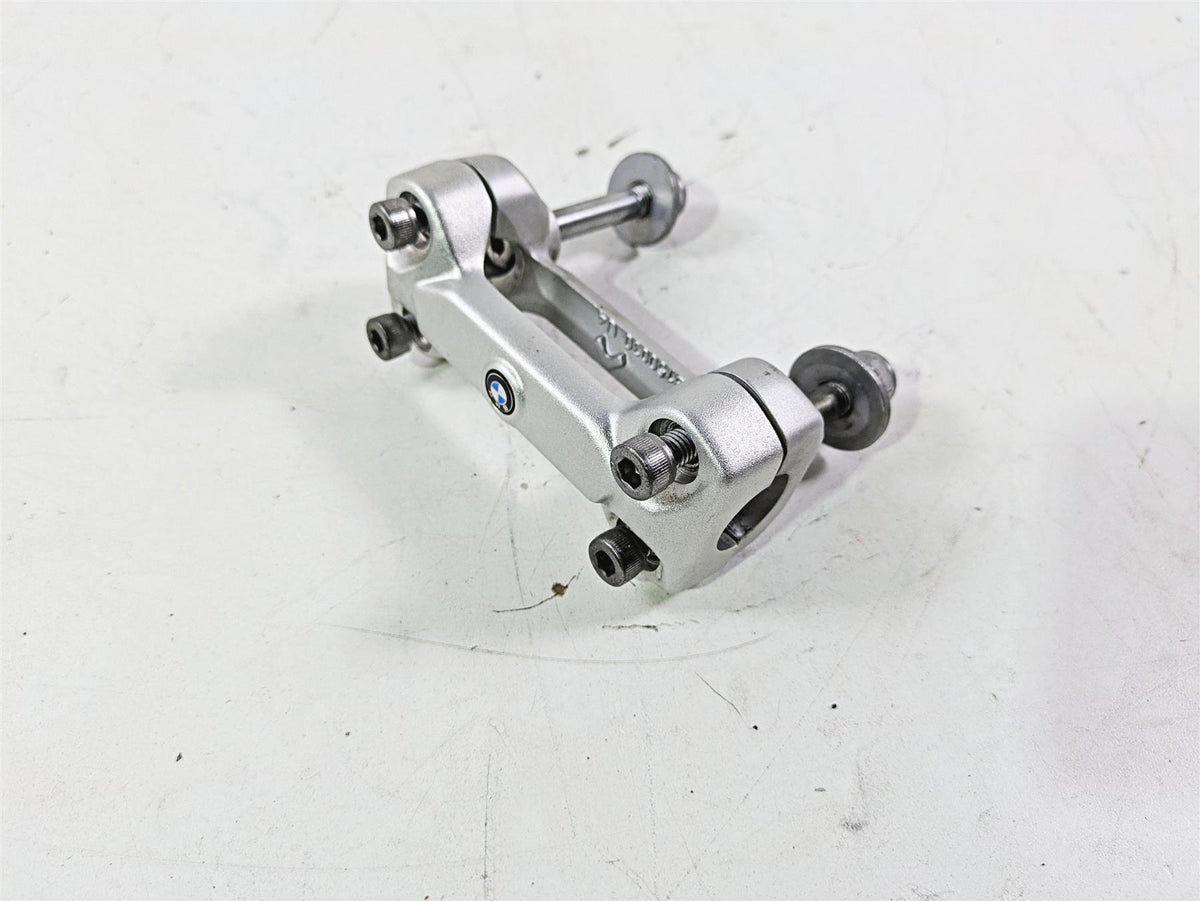 2023 BMW G310R K03 Handlebar Riser Holder Clamp Set 32718554120 {{ shop.shopifyCountryName }} - Mototech271