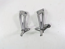 Load image into Gallery viewer, 2009 Yamaha FZ1 FZS10 Fazer Rear Passenger Footpeg Set 2D1-2741L-00-00
