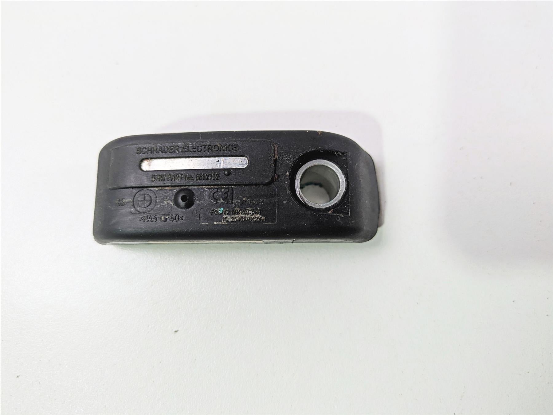 2014 BMW K1600 GTL K48 Rdc Tire Pressure Sensors Set 36318532732 {{ shop.shopifyCountryName }} - Mototech271