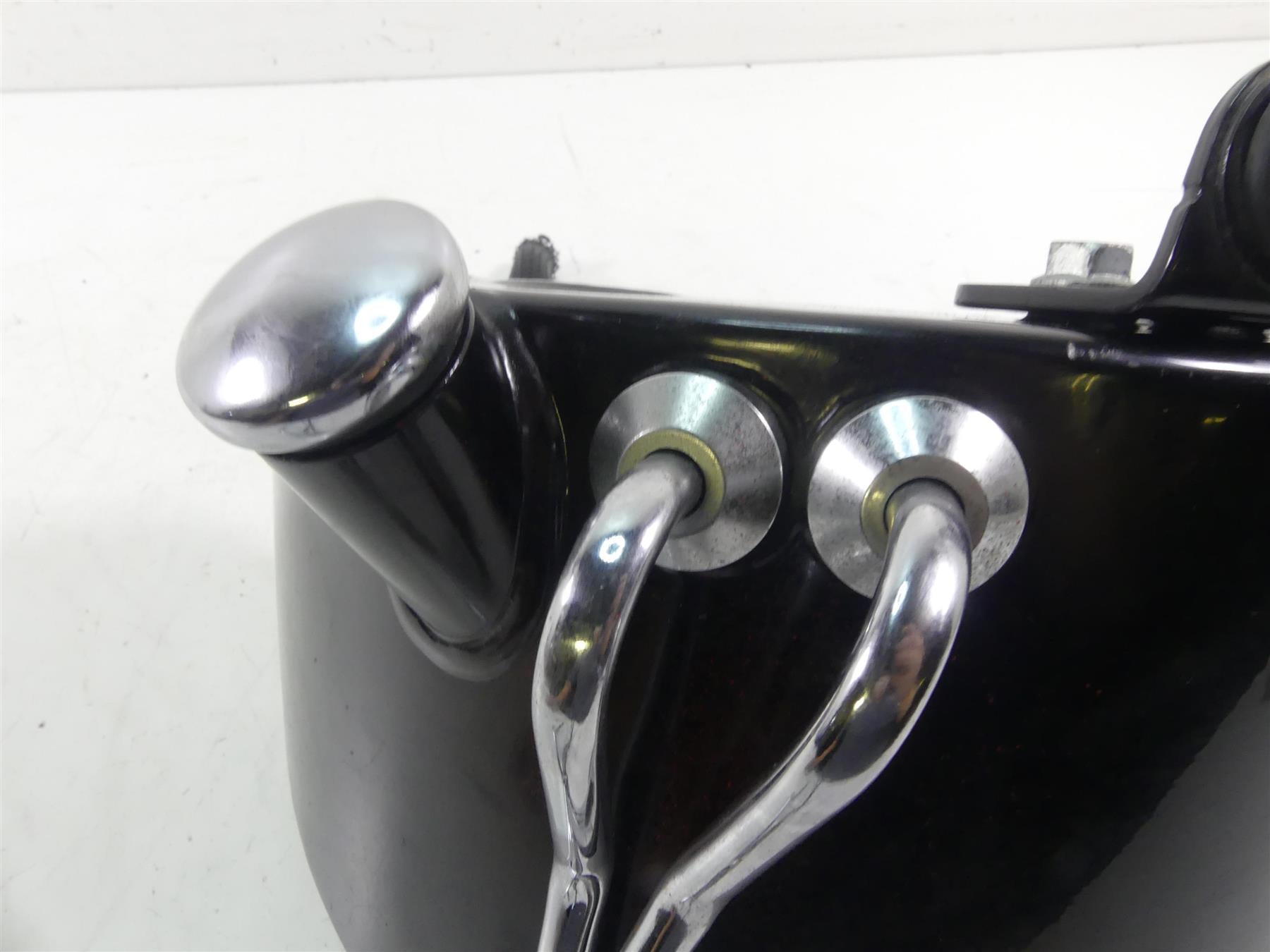 2016 Harley FLS Softail Slim Oil Tank Reservoir + Chrome Hoses Tubes 62492-01A {{ shop.shopifyCountryName }} - Mototech271