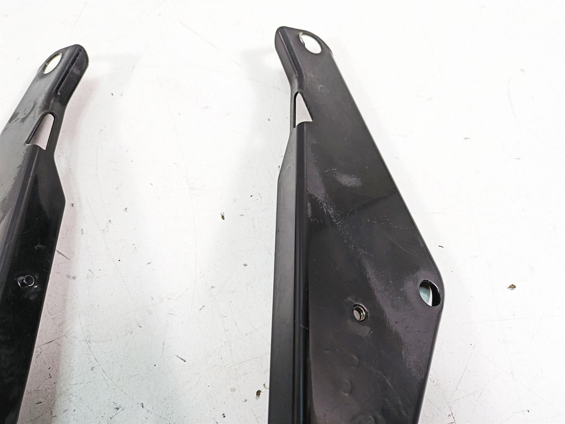 2010 Harley Touring FLHTCU Electra Glide Front Fairing Mount Holder Set 58479-96 {{ shop.shopifyCountryName }} - Mototech271