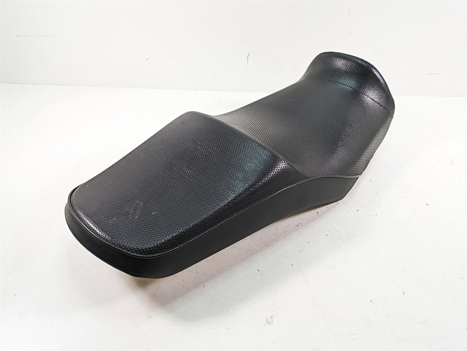 2002 Yamaha FZ1 FZS1000 Fazer Nice Duo Driver Rider Seat Saddle 5LV-24730-10-00 {{ shop.shopifyCountryName }} - Mototech271