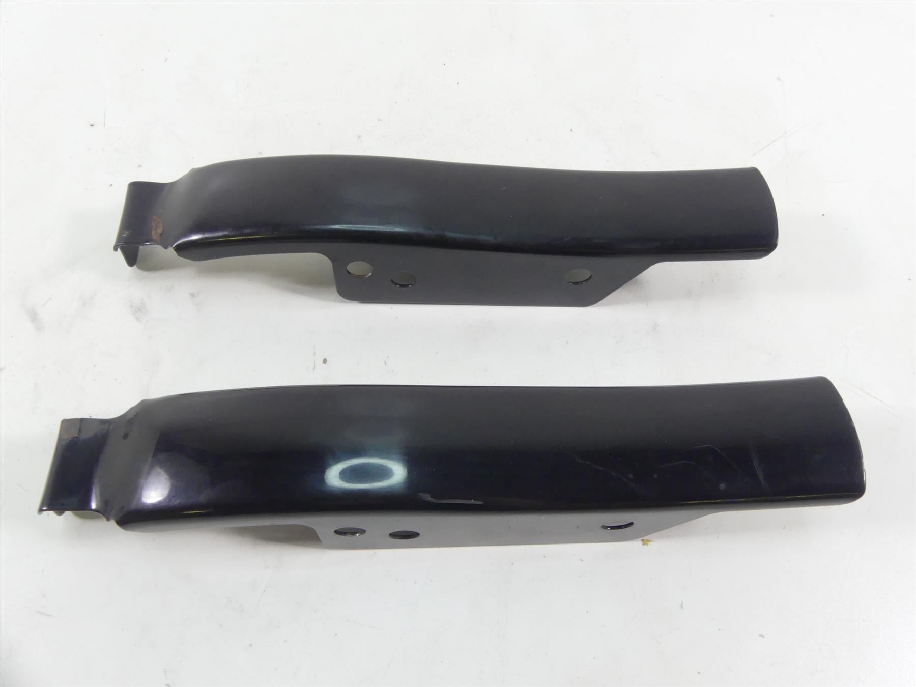 2004 Harley FLHTC SE CVO Electra Glide Rear Fender Frame Infill Cover 91418-04 {{ shop.shopifyCountryName }} - Mototech271