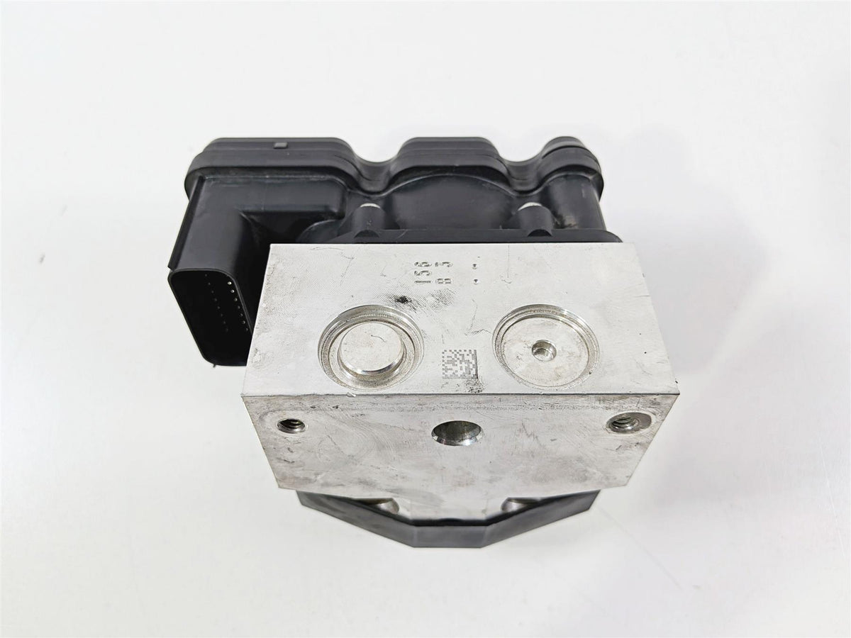 2011 Harley VRSCDX Night Rod Abs Brake Pump Pressure Module 40664-08A {{ shop.shopifyCountryName }} - Mototech271