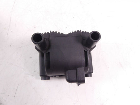 2004 Harley Softail FXSTSI Springer Ignition Coil & Cover 31743-01 {{ shop.shopifyCountryName }} - Mototech271
