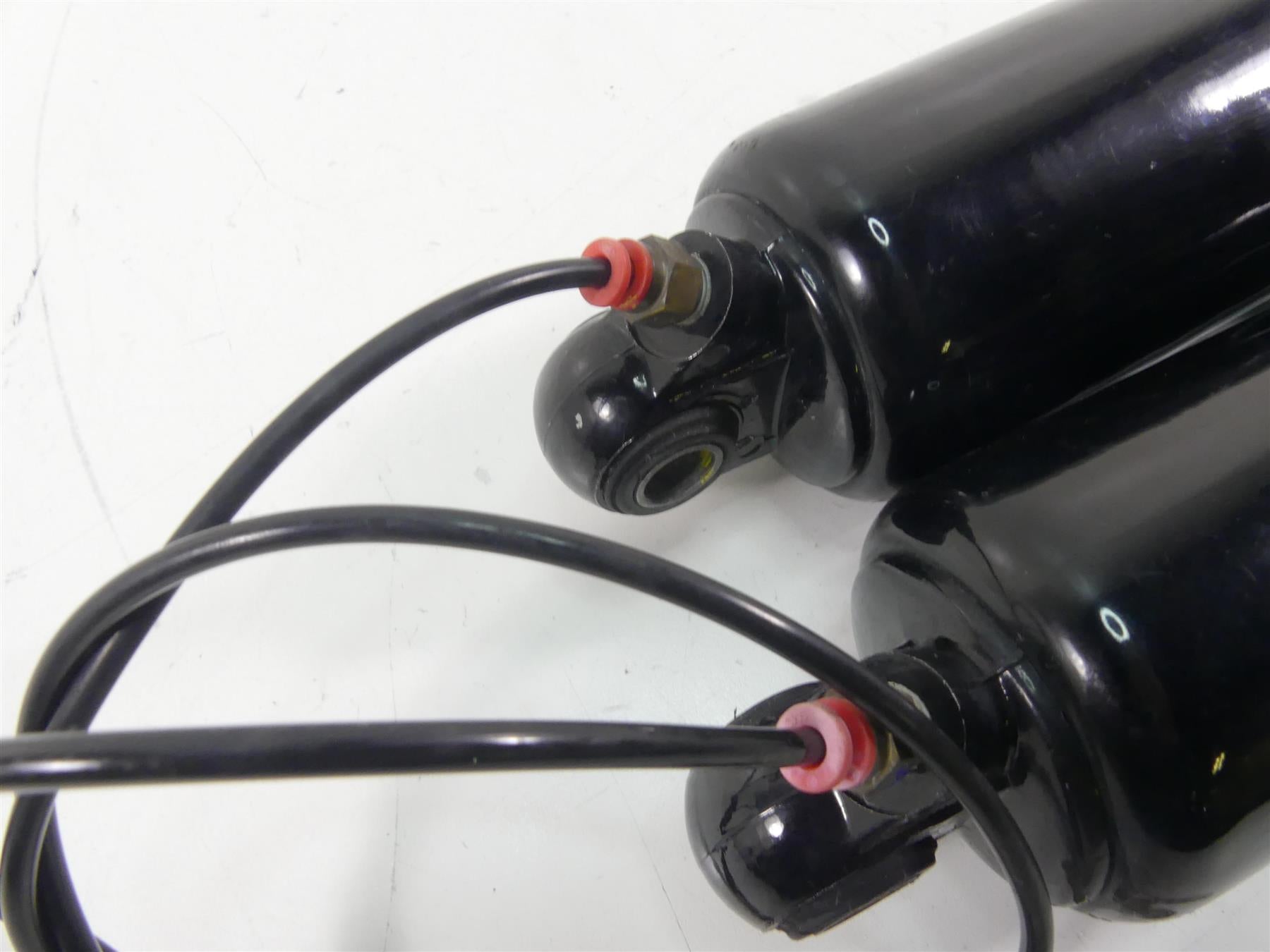 2005 Harley Touring FLHRSI Road King Rear 12" Air Shock Damper Set 54662-02A {{ shop.shopifyCountryName }} - Mototech271