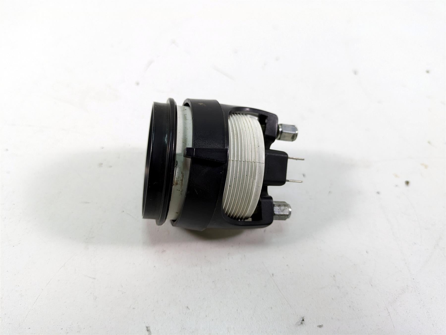 2006 Harley Touring FLHTCUI Electra Glide Volt Voltage Meter Gauge 74526-96C {{ shop.shopifyCountryName }} - Mototech271