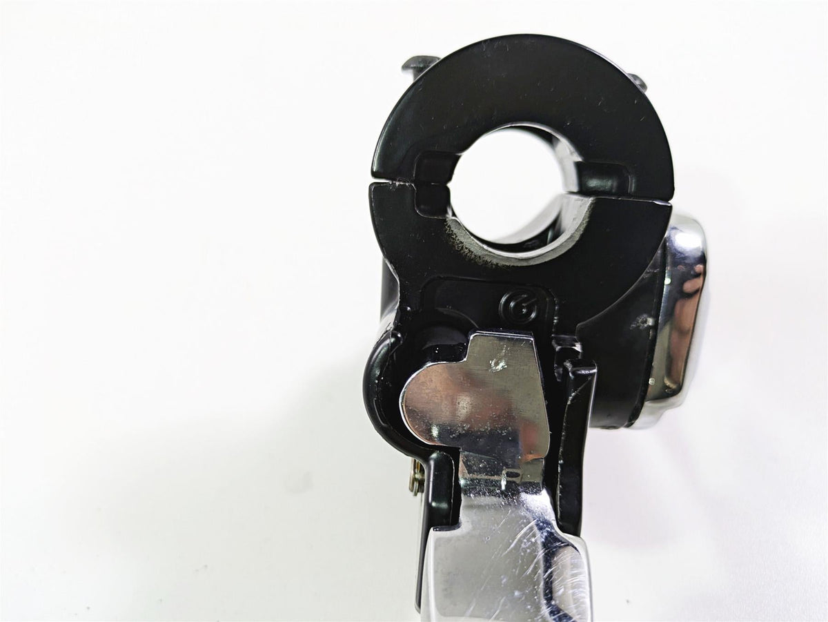 2010 Harley Touring FLHTK Electra Glide Front Brake Master Cylinder 44551-08F {{ shop.shopifyCountryName }} - Mototech271