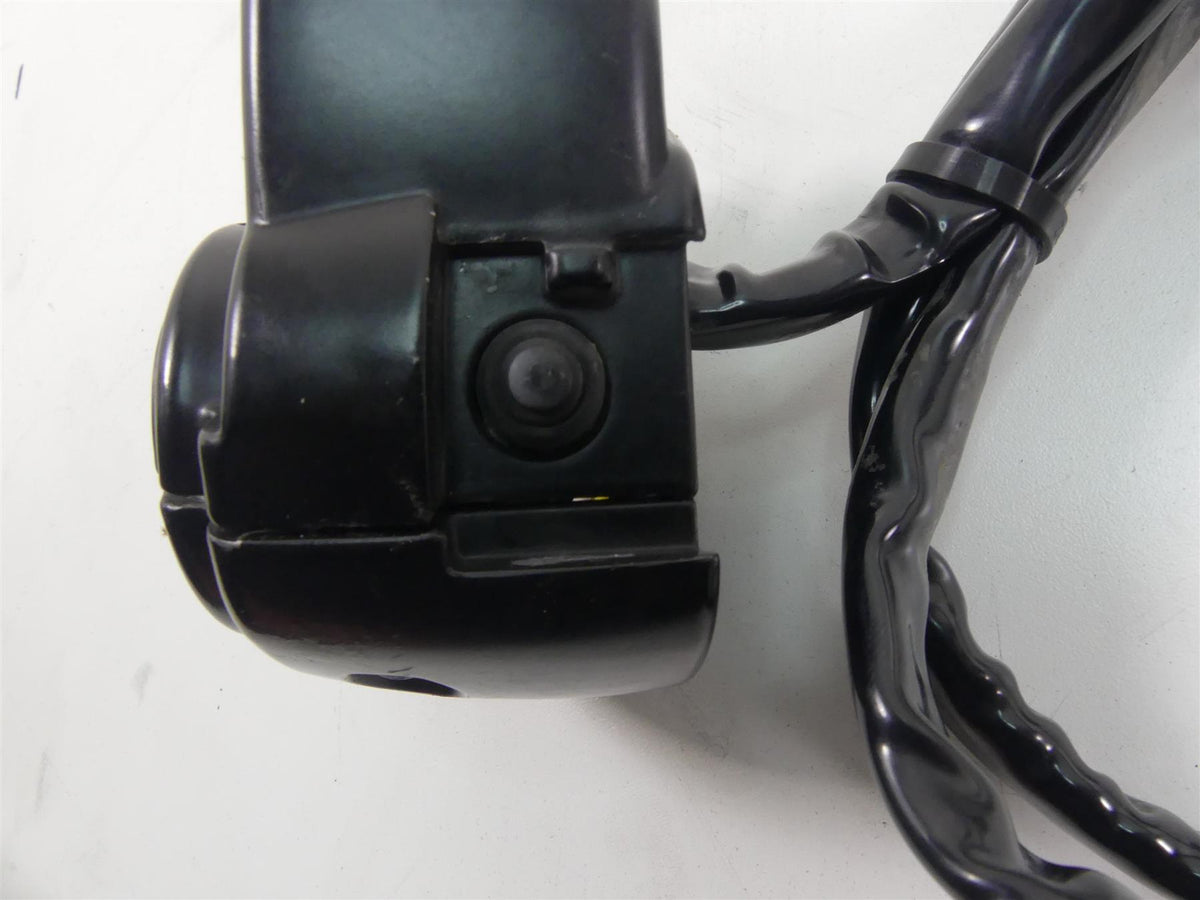 2013 Harley Touring FLTRX Road Glide Left Hand Audio Control Switch 71682-06A {{ shop.shopifyCountryName }} - Mototech271