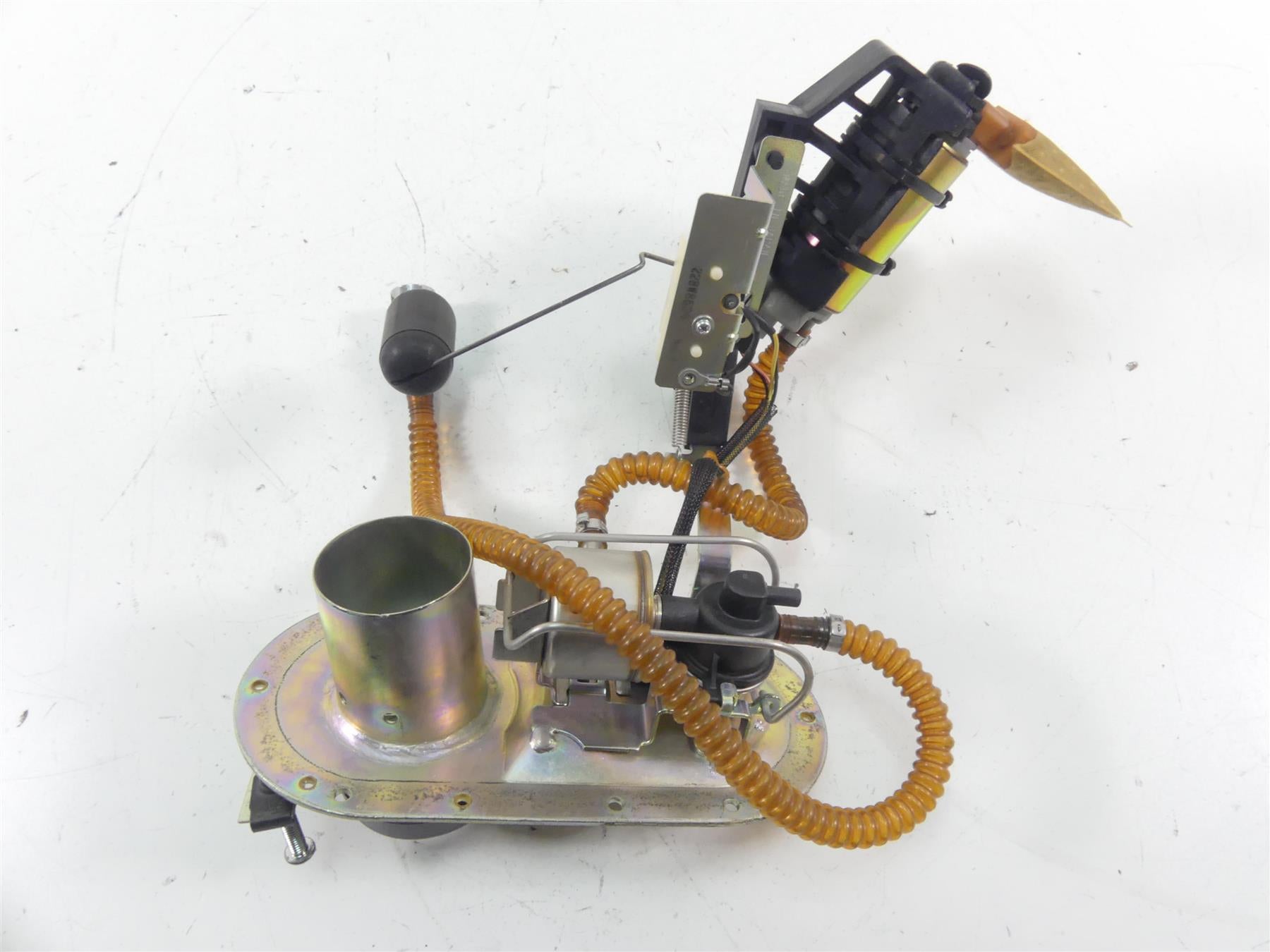 2005 Harley Touring CVO FLHTCSE Electra Glide Fuel Gas Petrol Pump 75126-02 {{ shop.shopifyCountryName }} - Mototech271