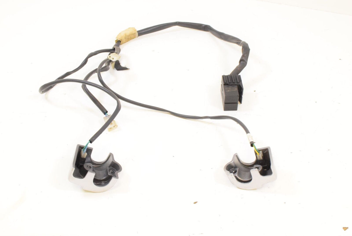 2008 Moto Guzzi 1200 Norge Windshield Adjuster Button SET L 977631 R 977630 {{ shop.shopifyCountryName }} - Mototech271