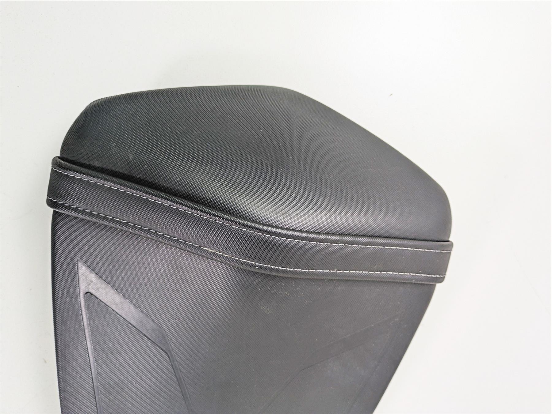 2018 KTM 1290 Super Duke R Rear Passenger Saddle Seat 61607047000 61607048000 {{ shop.shopifyCountryName }} - Mototech271