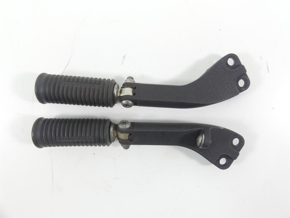 2016 Harley FXDL Dyna Low Rider Rear Passenger Foot Peg Set 49224-06A 49230-06 {{ shop.shopifyCountryName }} - Mototech271