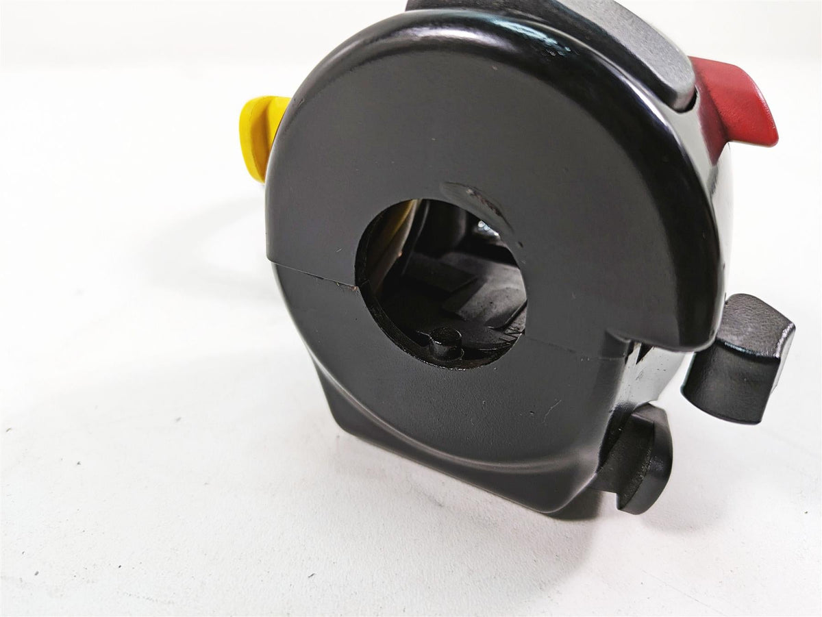 2016 Suzuki M109R VZR1800 Left Hand Turn Signal Control Switch 37400-48GB0 {{ shop.shopifyCountryName }} - Mototech271