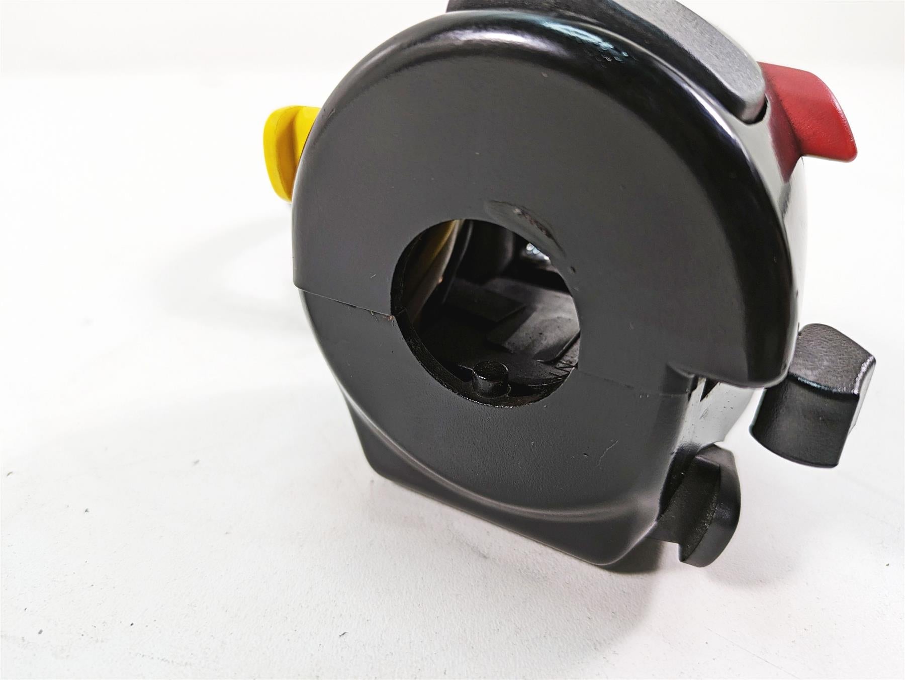 2016 Suzuki M109R VZR1800 Left Hand Turn Signal Control Switch 37400-48GB0 {{ shop.shopifyCountryName }} - Mototech271