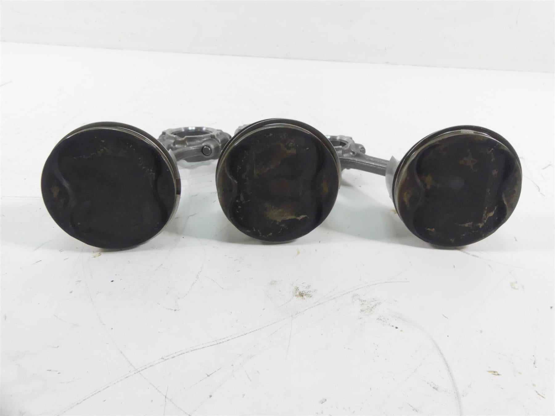 2015 Yamaha MT09 FZ09 Piston & Rod Set - 10K miles Only 1RC-11631-00-00 {{ shop.shopifyCountryName }} - Mototech271