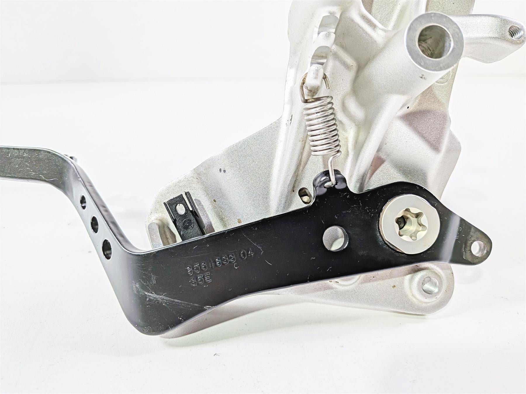 2023 BMW F850GS K81 Front Right Foot Peg & Brake Pedal 46718393176 35218357747 {{ shop.shopifyCountryName }} - Mototech271