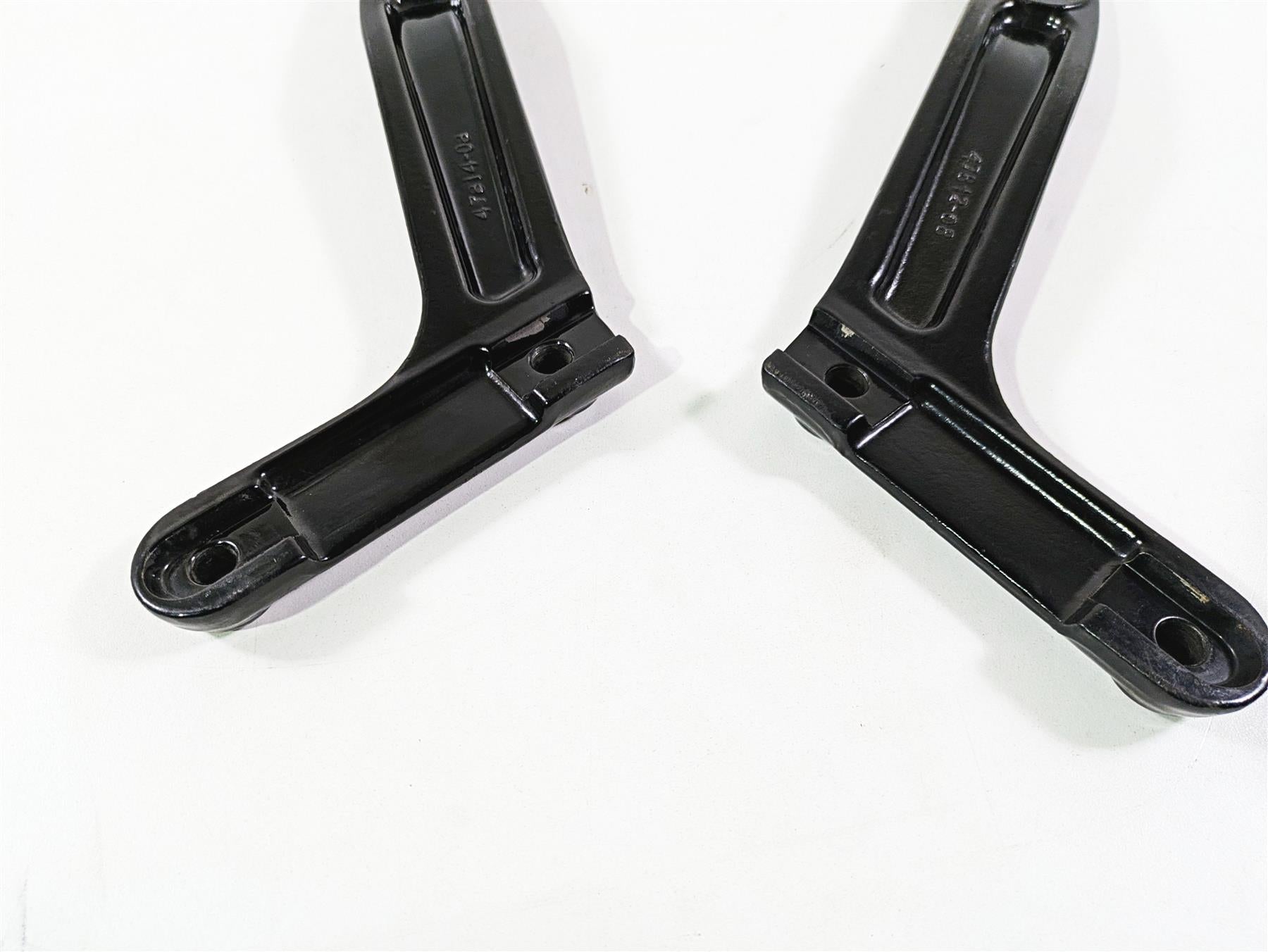 2009 Harley FLSTSB Cross Bones Rear Frame Fender Supports Struts 47813-08BHP {{ shop.shopifyCountryName }} - Mototech271
