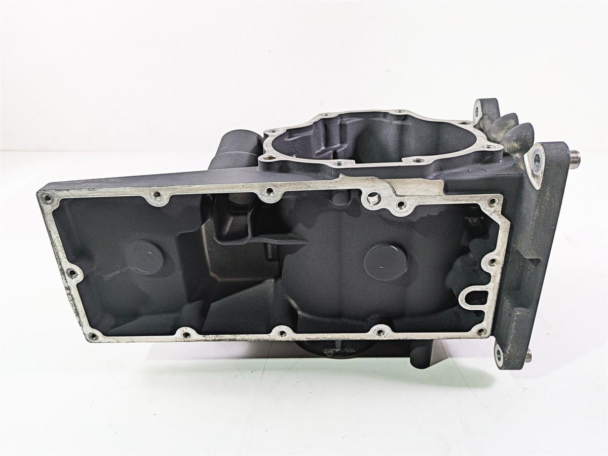 2007 Harley Touring FLHRSE CVO Road King 6-Sp Transmission Housing 33162-07A {{ shop.shopifyCountryName }} - Mototech271