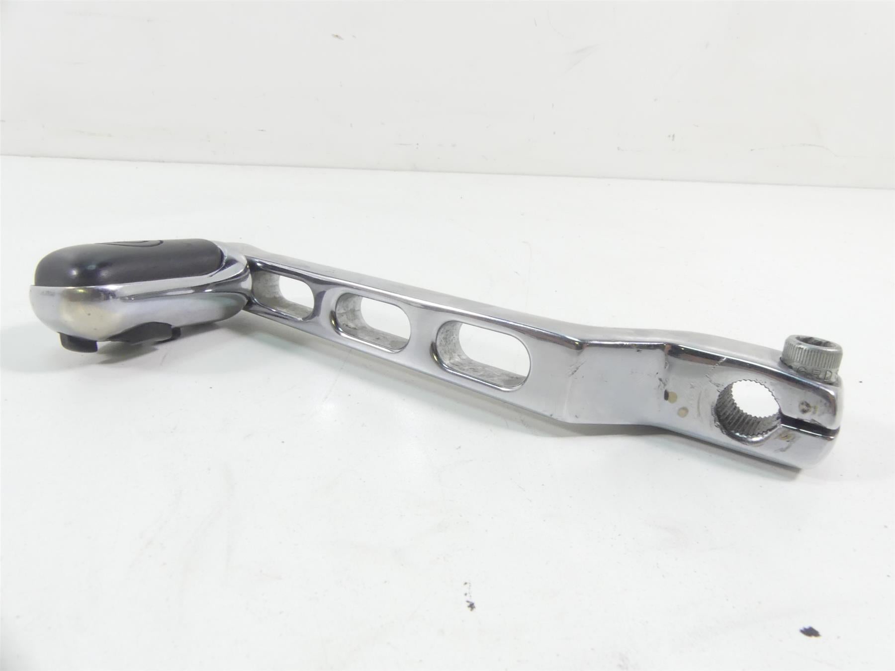 2004 Harley FLHTC SE CVO Electra Glide Chrome Shifter Lever & Linkage 34568-00 {{ shop.shopifyCountryName }} - Mototech271