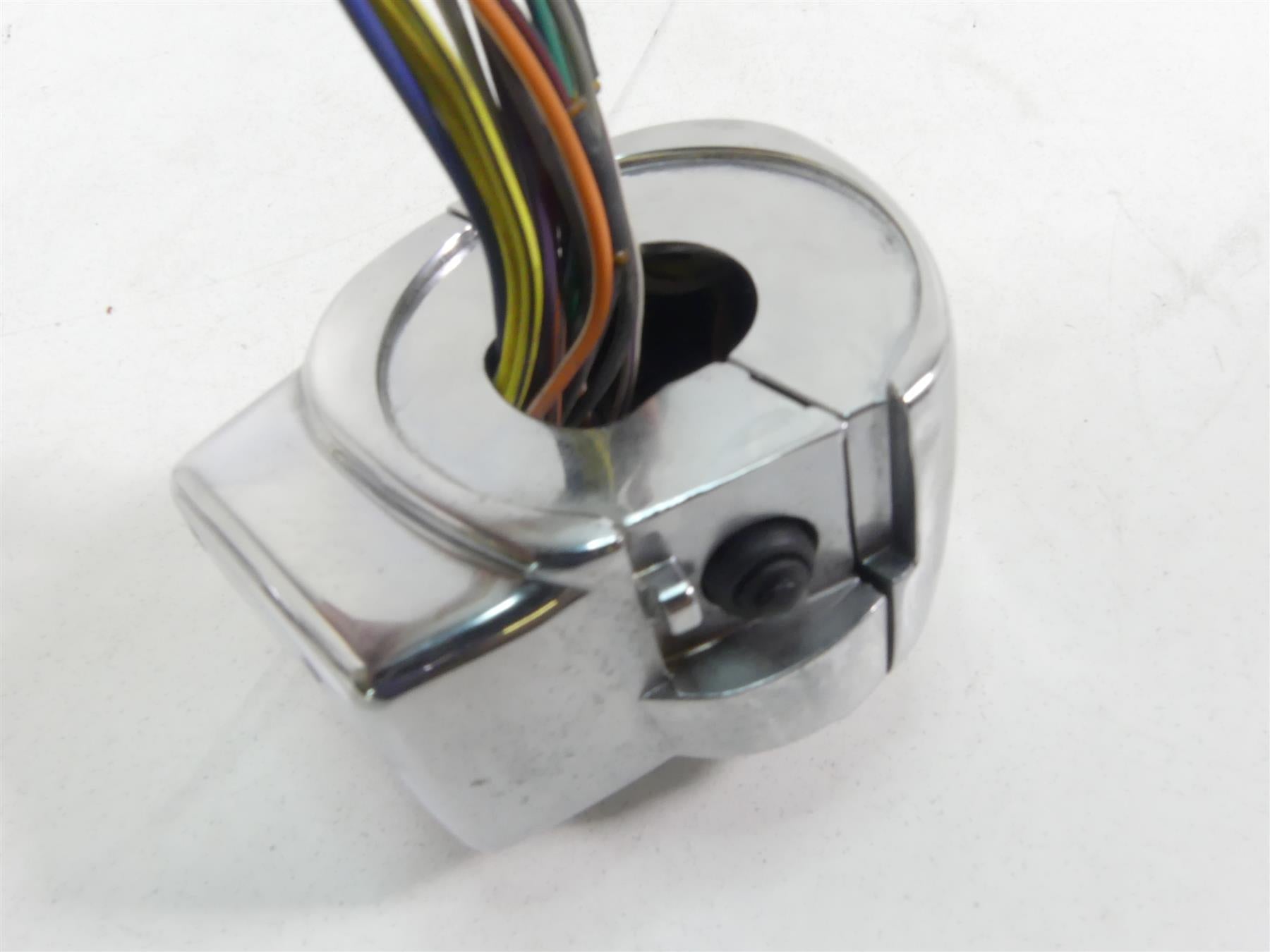 2012 Harley CVO FLHX SE3 Street Glide Left Hand Control Switch - Read 71682-06A {{ shop.shopifyCountryName }} - Mototech271