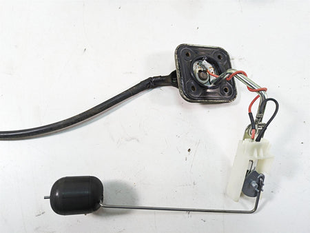 2009 Yamaha XV1900 Raider Fuel Gas Petrol Pump & Sender D7-13907-00-00 {{ shop.shopifyCountryName }} - Mototech271