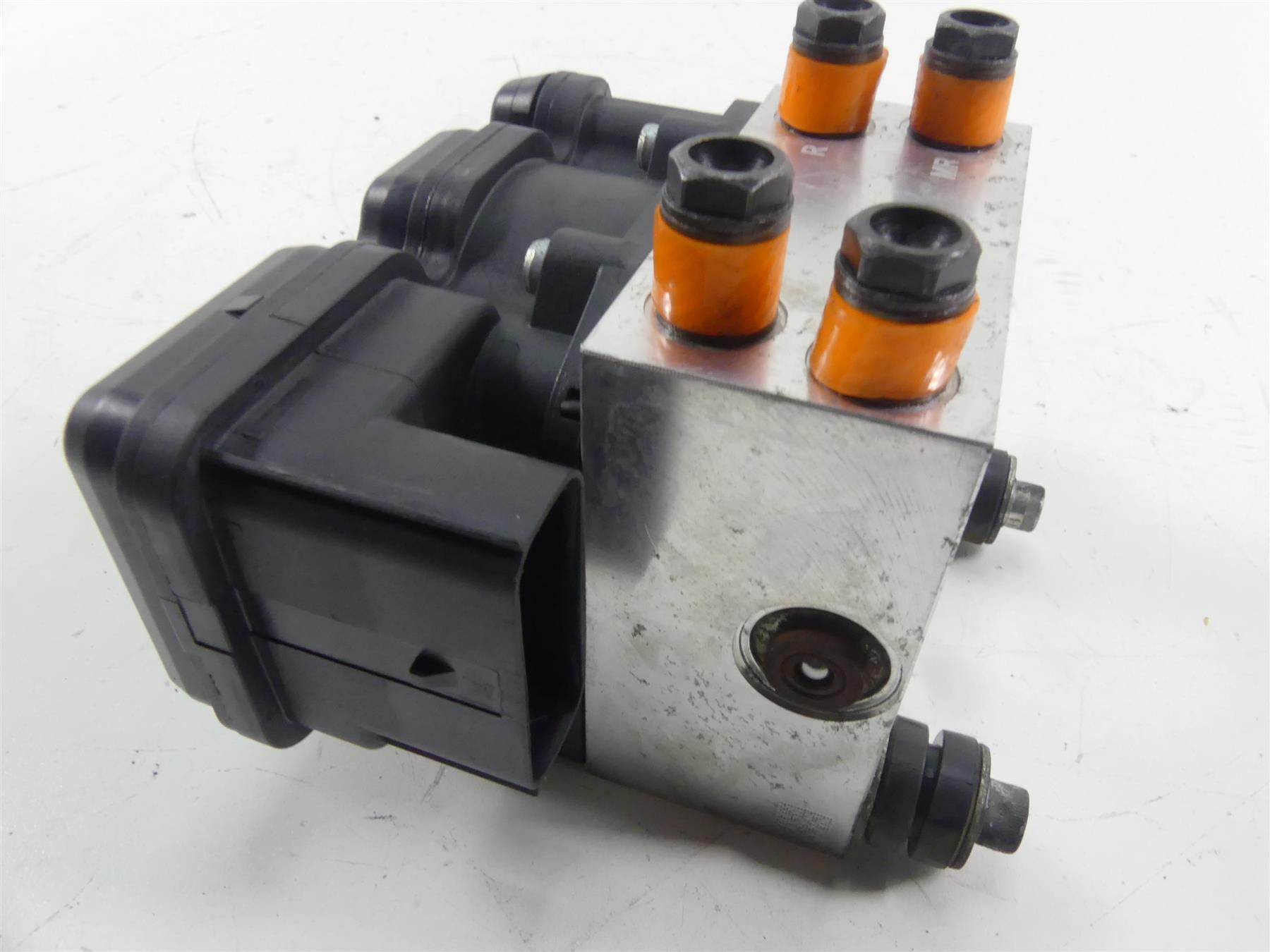 2012 Harley Touring FLHTK Electra Glide Abs Brake Pump Unit Module 40601-08A {{ shop.shopifyCountryName }} - Mototech271